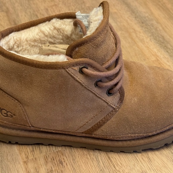 Ugh neumel boots - Picture 2 of 6